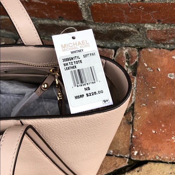 Michael Kors Soft Pink Tote - Picture 4 of 5